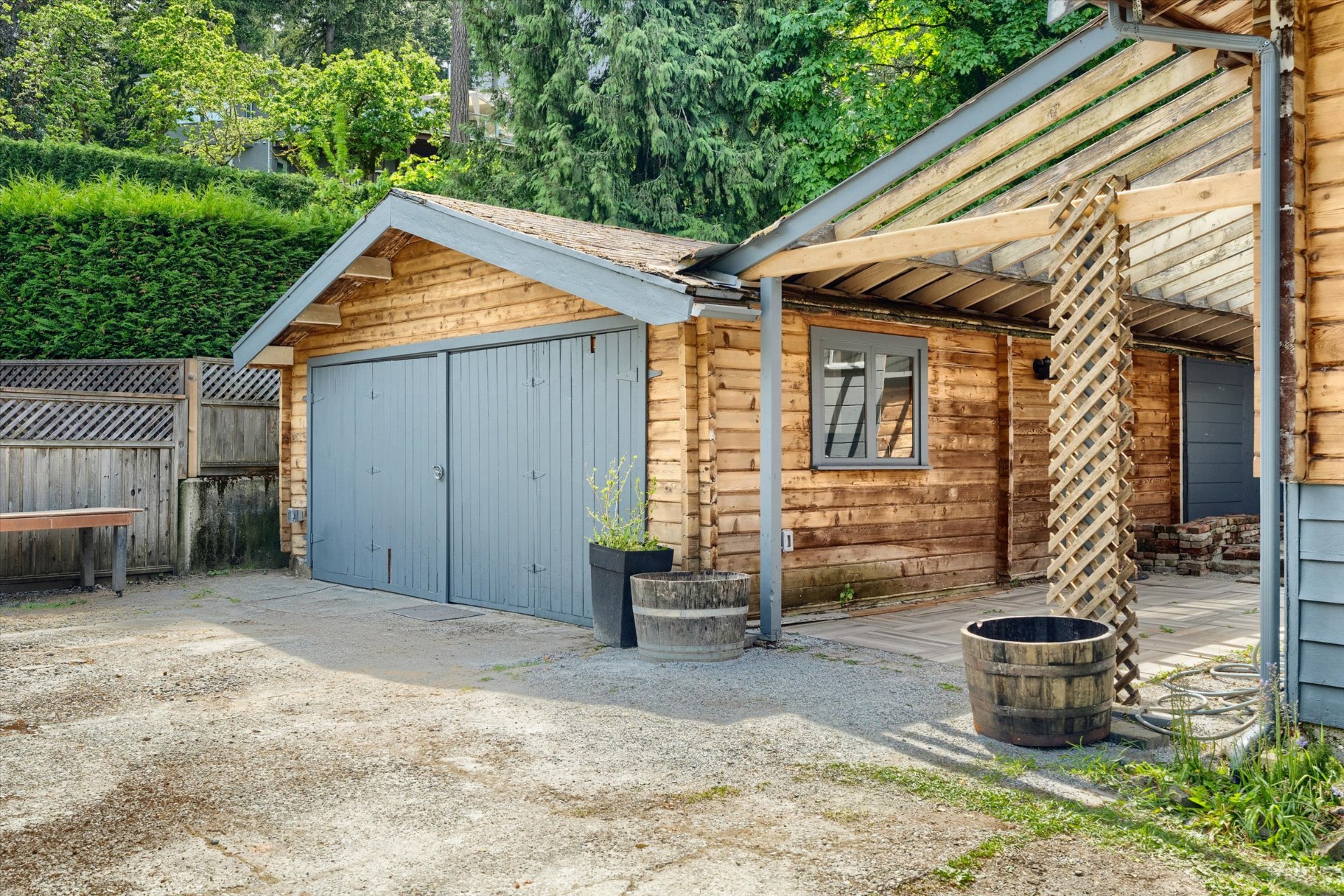 Detached garage with workshop space